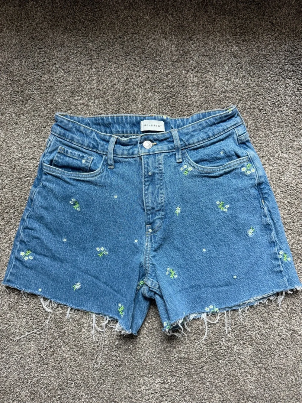Floral cut off denim shorts
